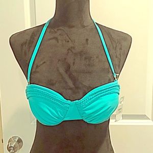 NWT Xhilaration turquoise bikini/swim top medium